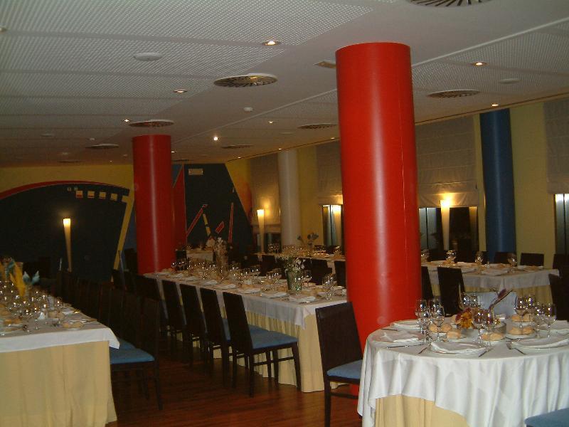 Hotel Torresport Torrelavega Exterior foto